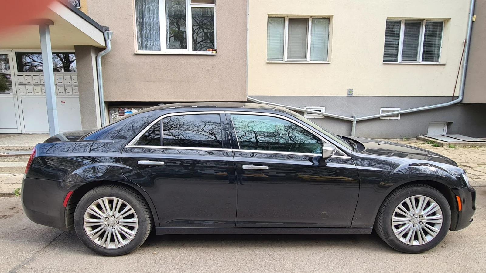 Chrysler 300c AWD - изображение 5