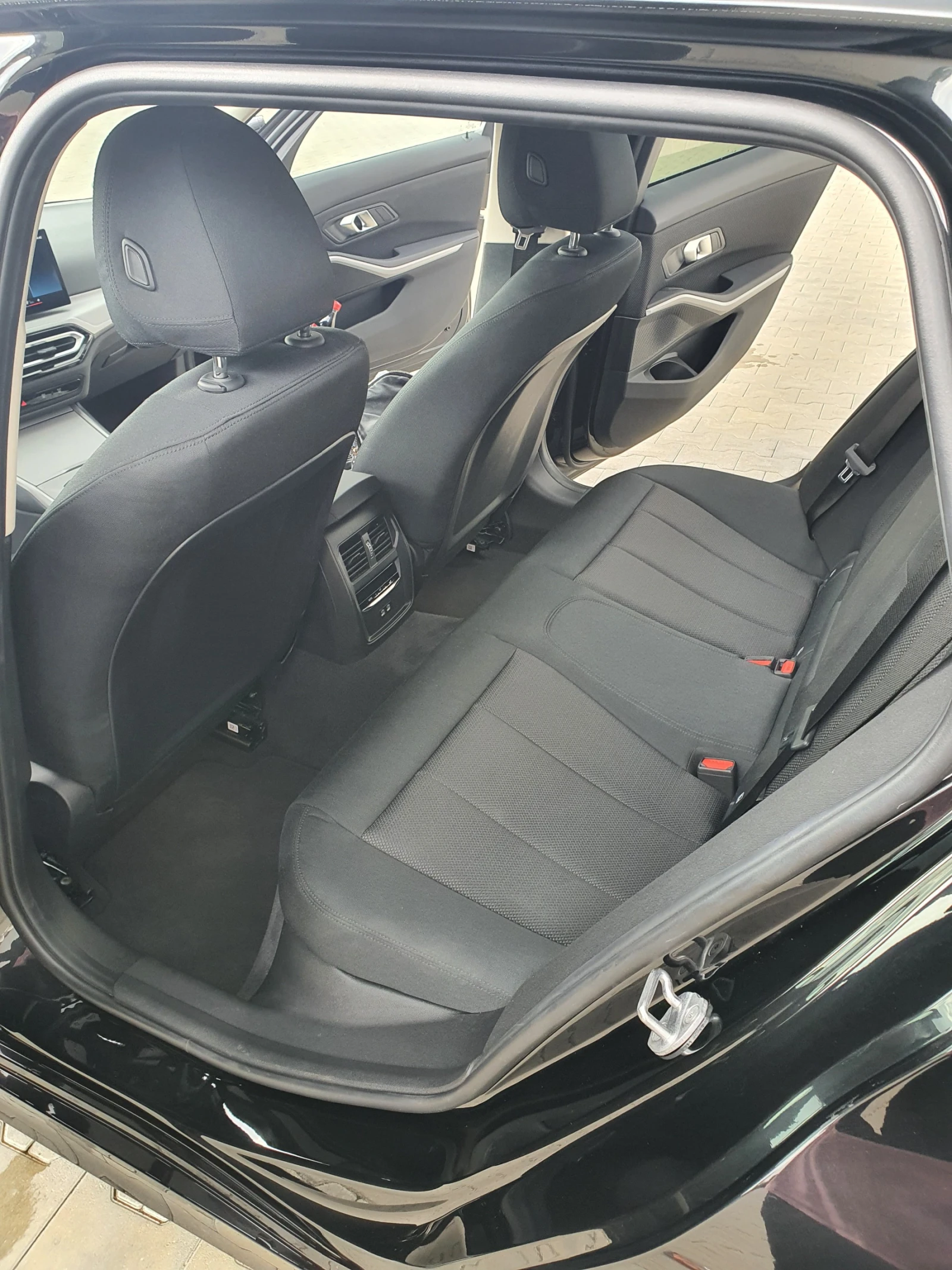 BMW 318 Facelift Гаранция до 12.2026 възможен бартер - изображение 8