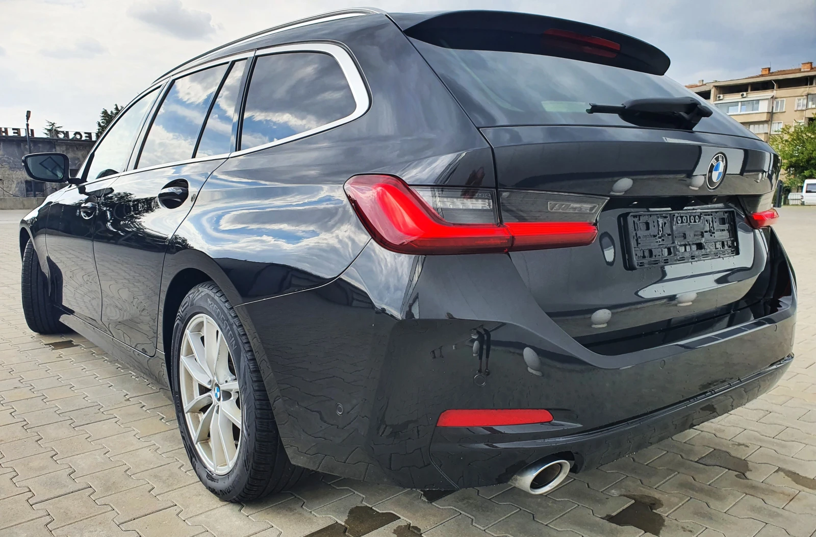 BMW 318 Facelift Гаранция до 12.2026 възможен бартер - изображение 3