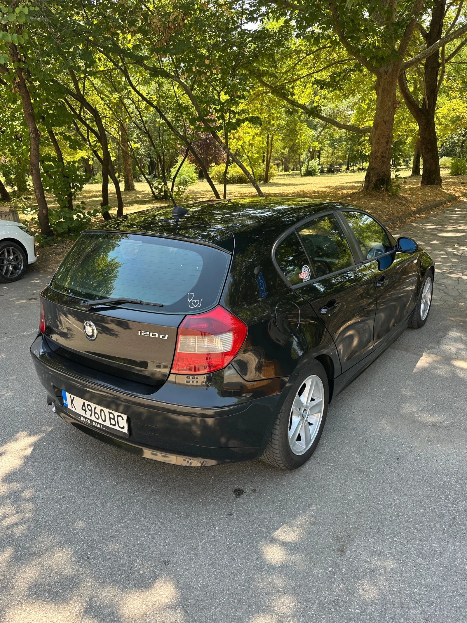 BMW 120 120d 163к.с - изображение 3