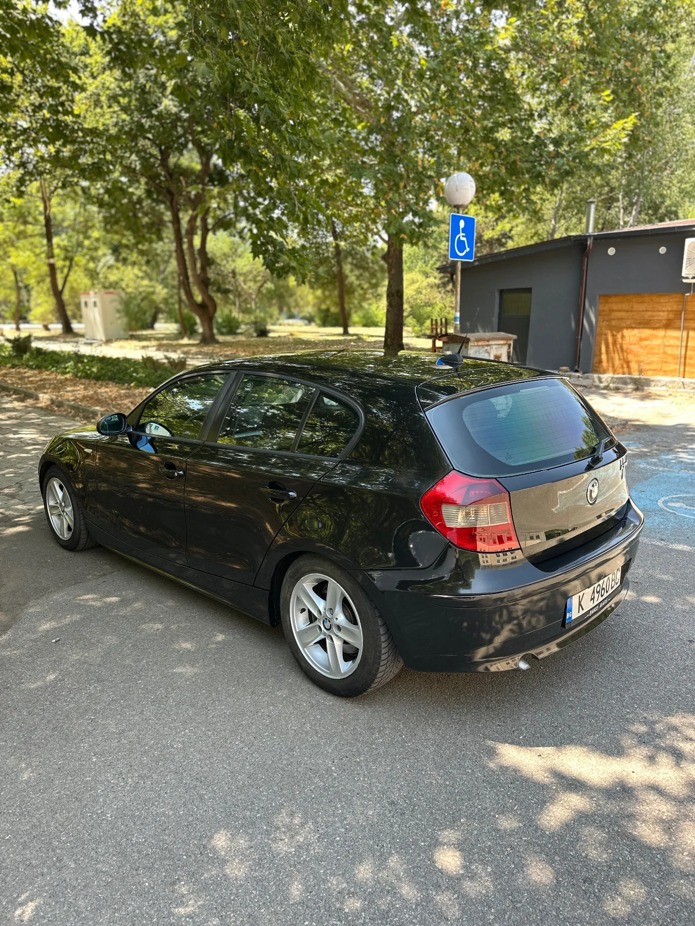 BMW 120 120d 163к.с - изображение 5