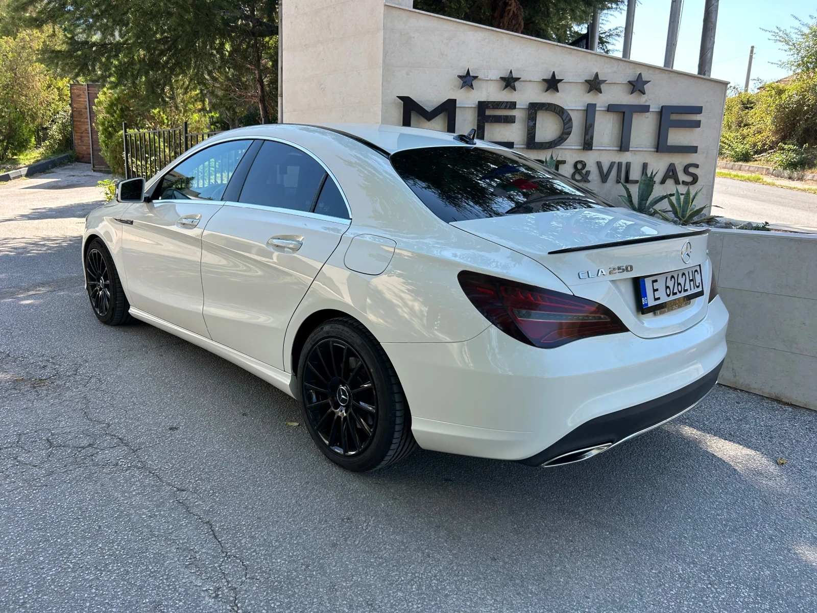 Mercedes-Benz CLA 250 ТОП КАТО НОВА 4 MATIC - изображение 5