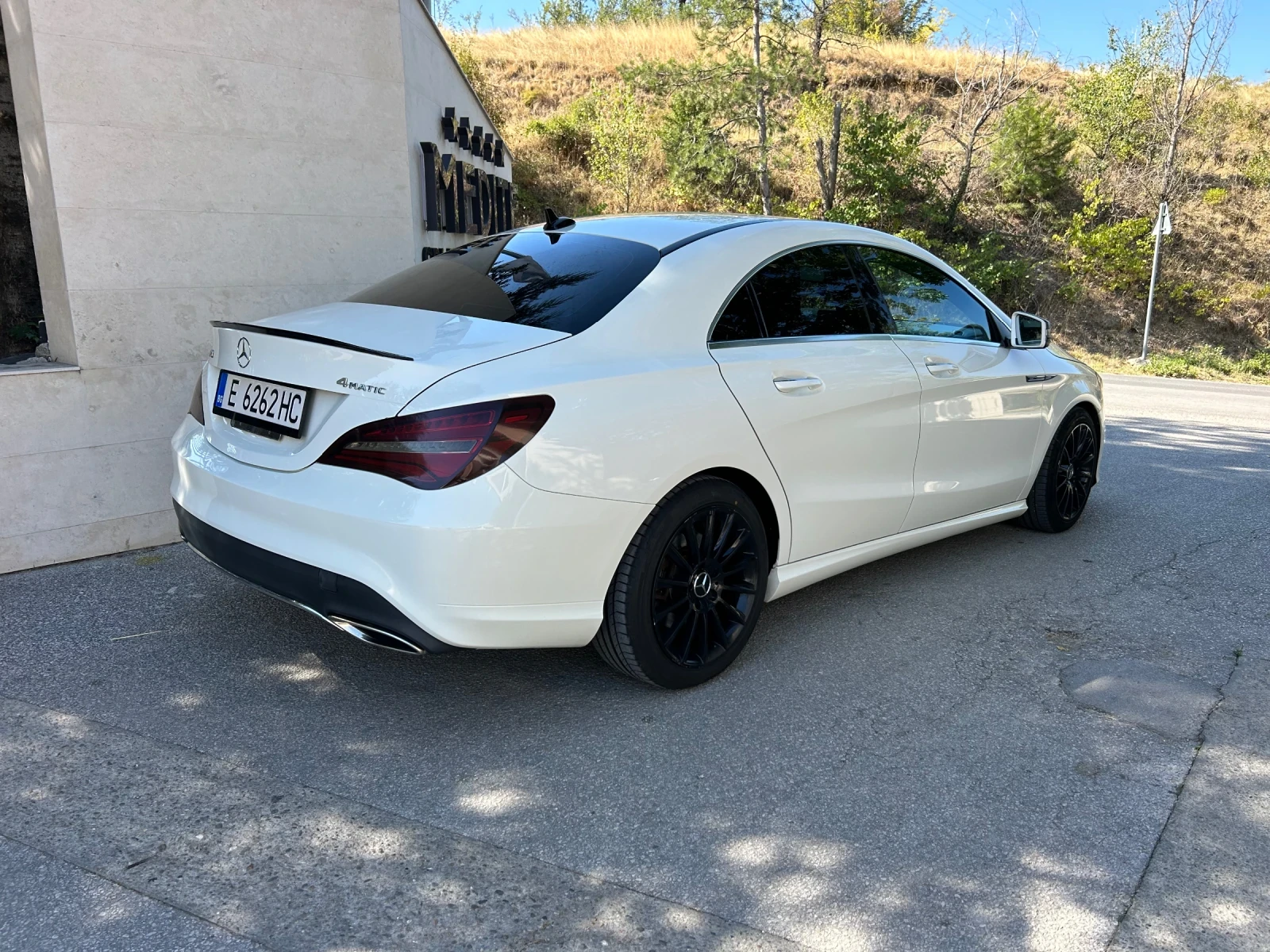 Mercedes-Benz CLA 250 ТОП КАТО НОВА 4 MATIC - изображение 6
