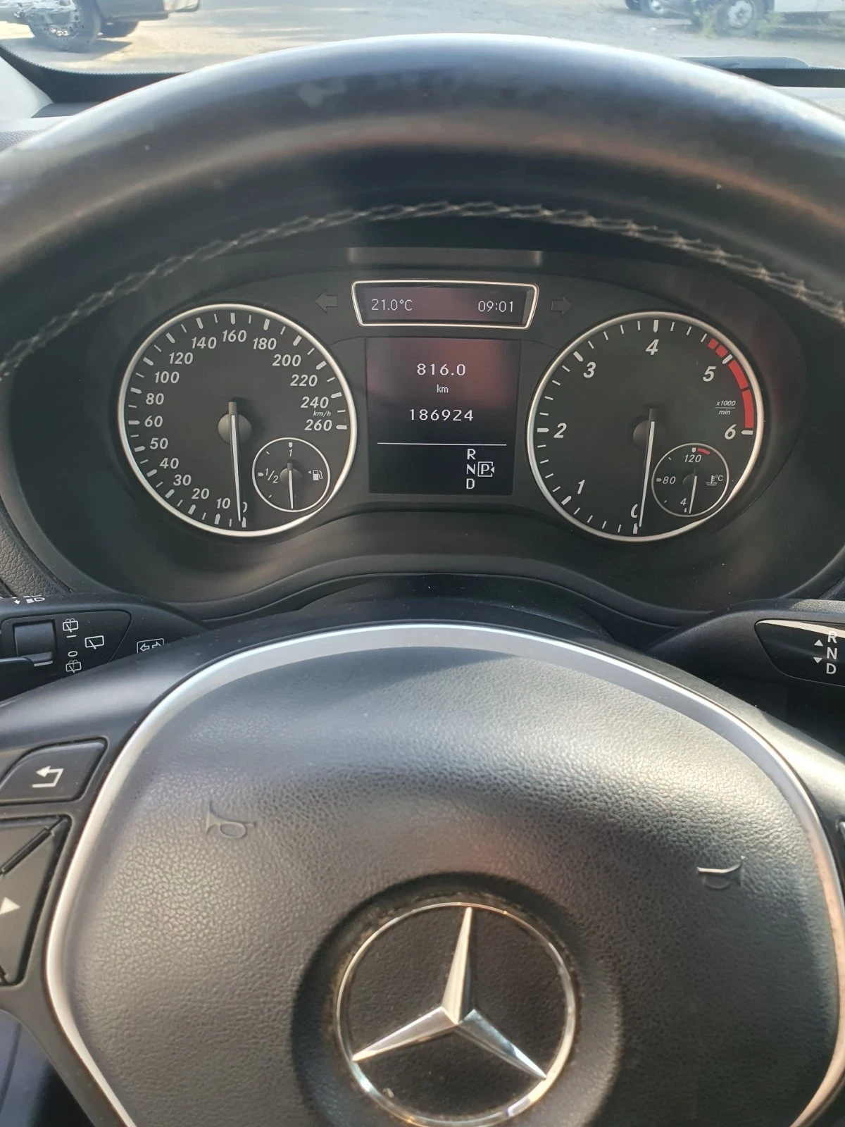Mercedes-Benz B 180 GPS, Камера, пера на волана за скорости F1, кожа  | Mobile.bg — изображение 12