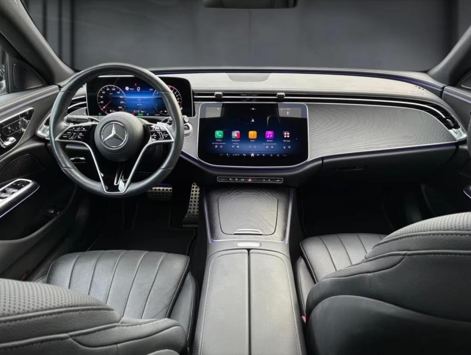 Mercedes-Benz E 400 e 4M Avantg. Panorama DigitalL. Dist - изображение 5