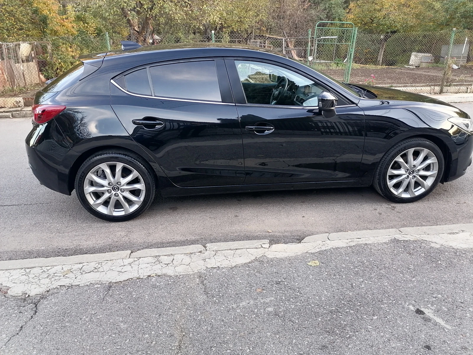 Mazda 3 2.0i Skyactiv  - изображение 2