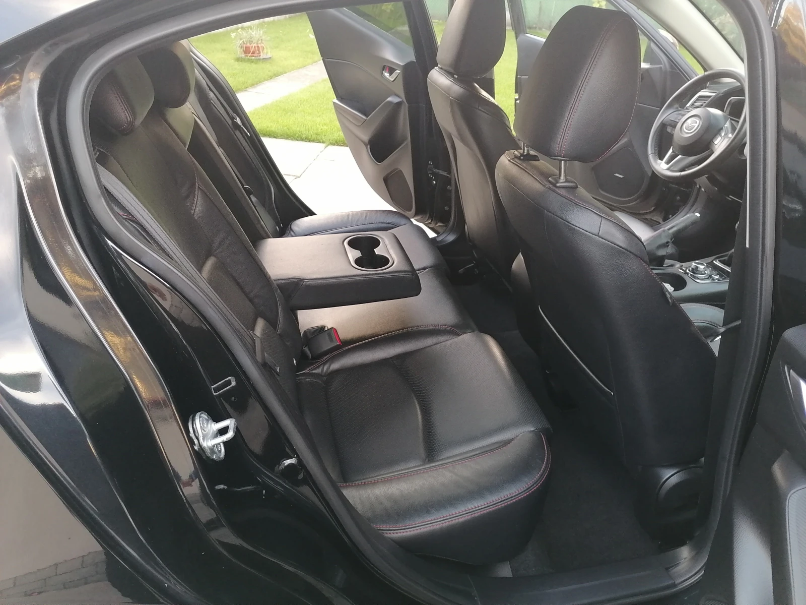 Mazda 3 2.0i Skyactiv  | Mobile.bg   13