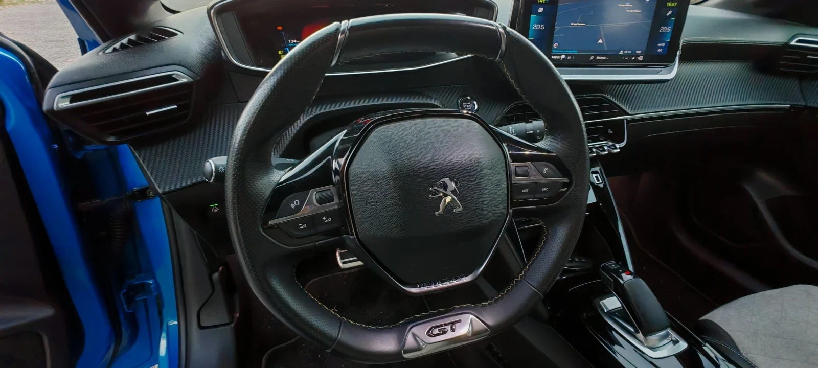 Peugeot 208 GT Electric - изображение 10