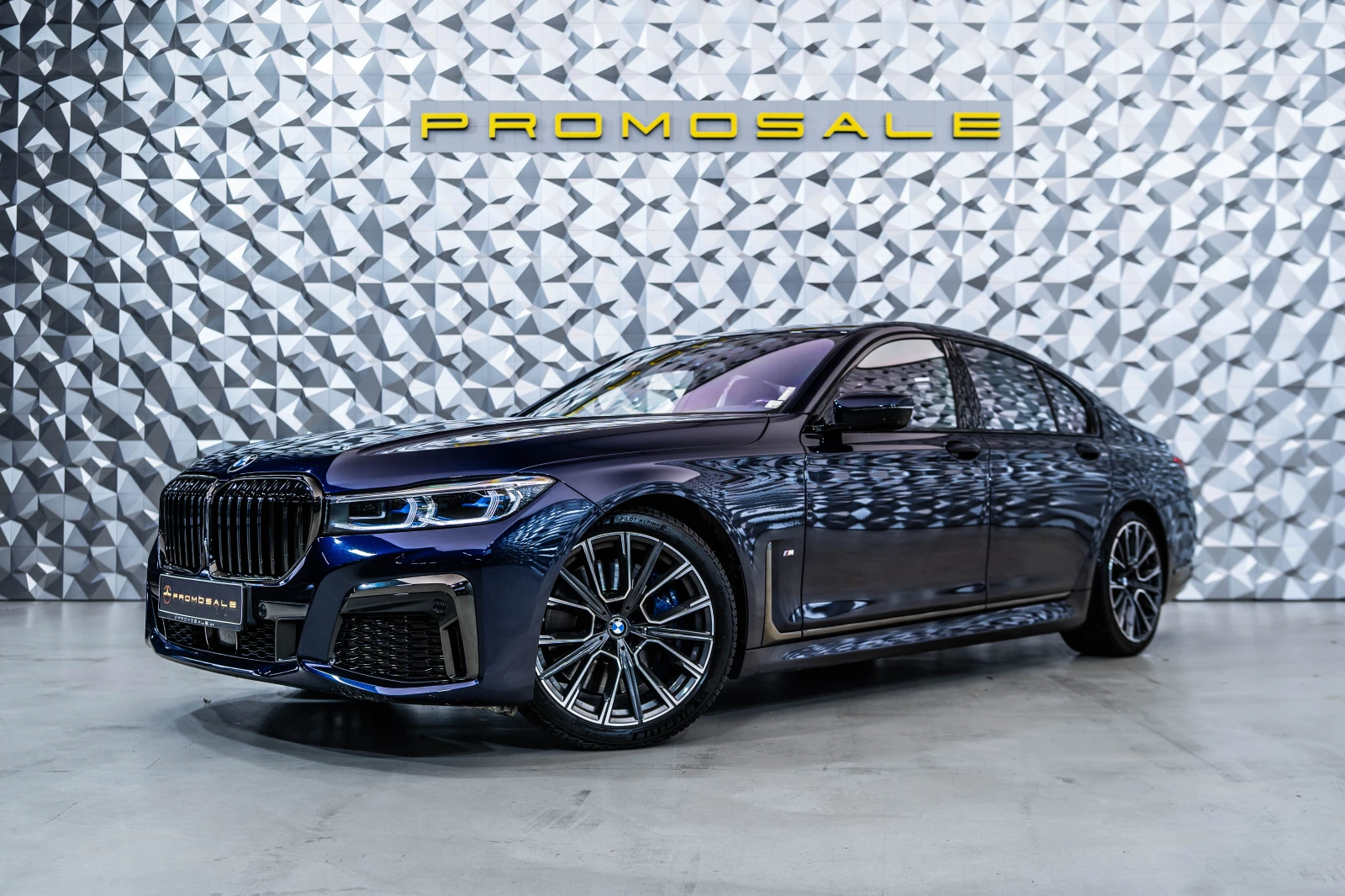 BMW 750 i xDrive * Msport* H/K* 360* Individual | Mobile.bg   1