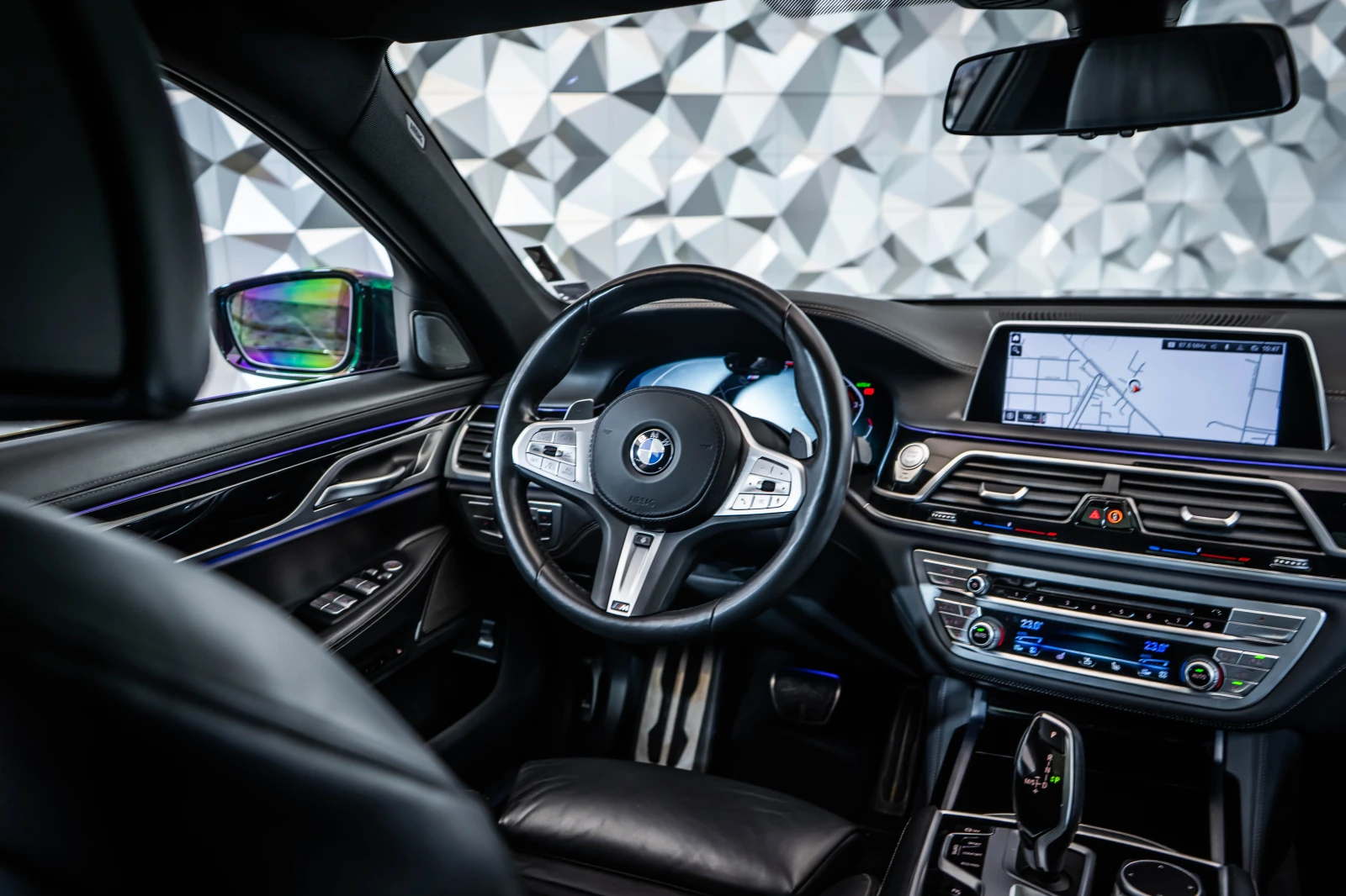 BMW 750 i xDrive * Msport* H/K* 360* Individual - изображение 10