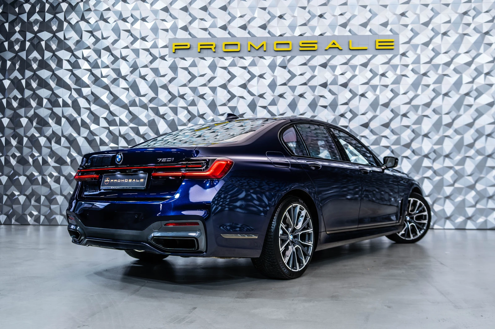 BMW 750 i xDrive * Msport* H/K* 360* Individual - изображение 4