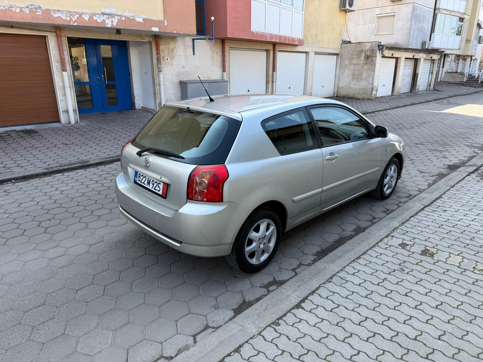 Toyota Corolla 1.4D4D АВТОМАТИК!, снимка 4 - Автомобили и джипове - 53758001