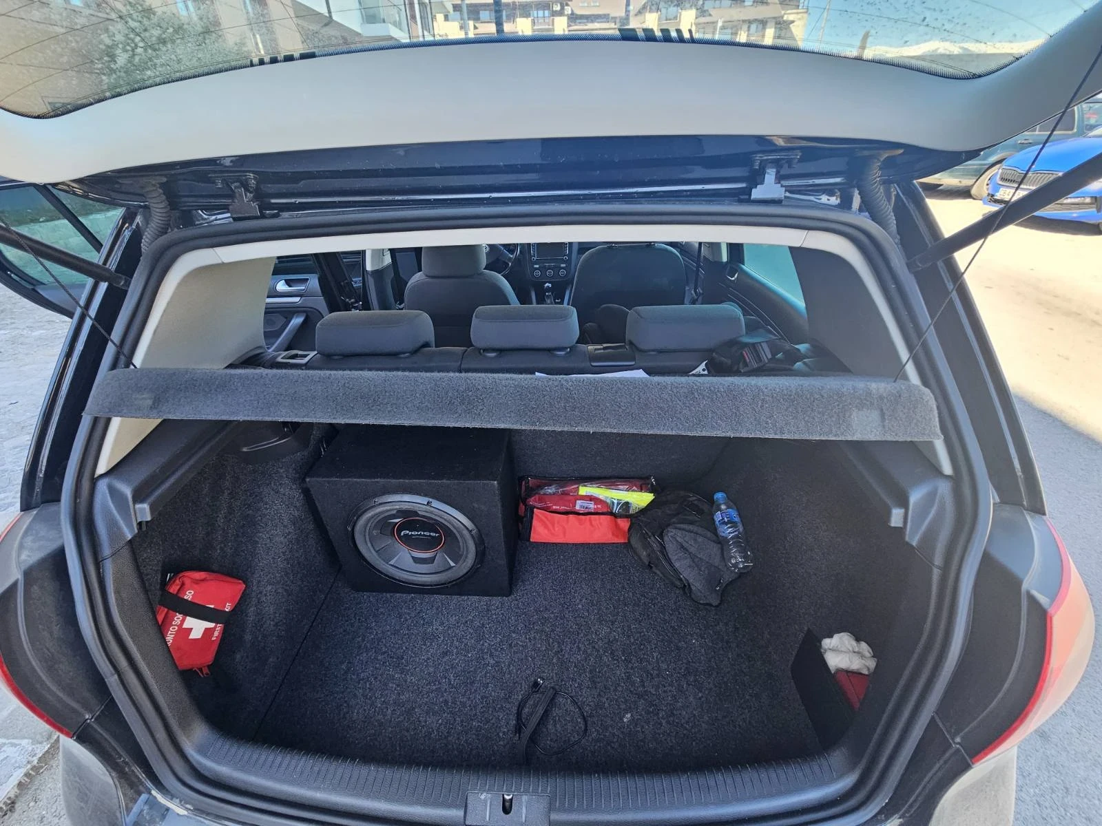 VW Golf 1.9, снимка 5 - Автомобили и джипове - 53826462