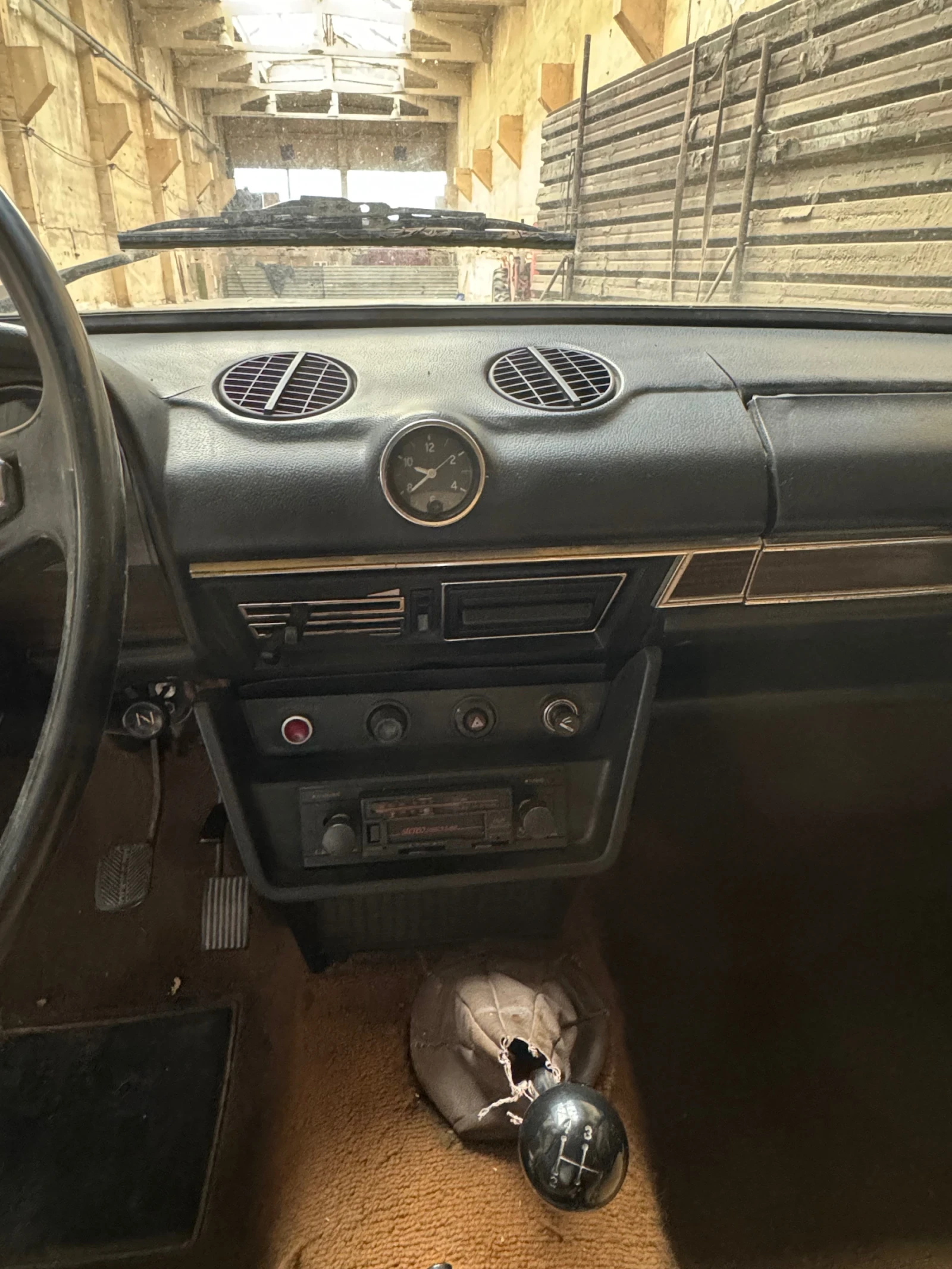 Lada 21061 1500s, снимка 11 - Автомобили и джипове - 53893874