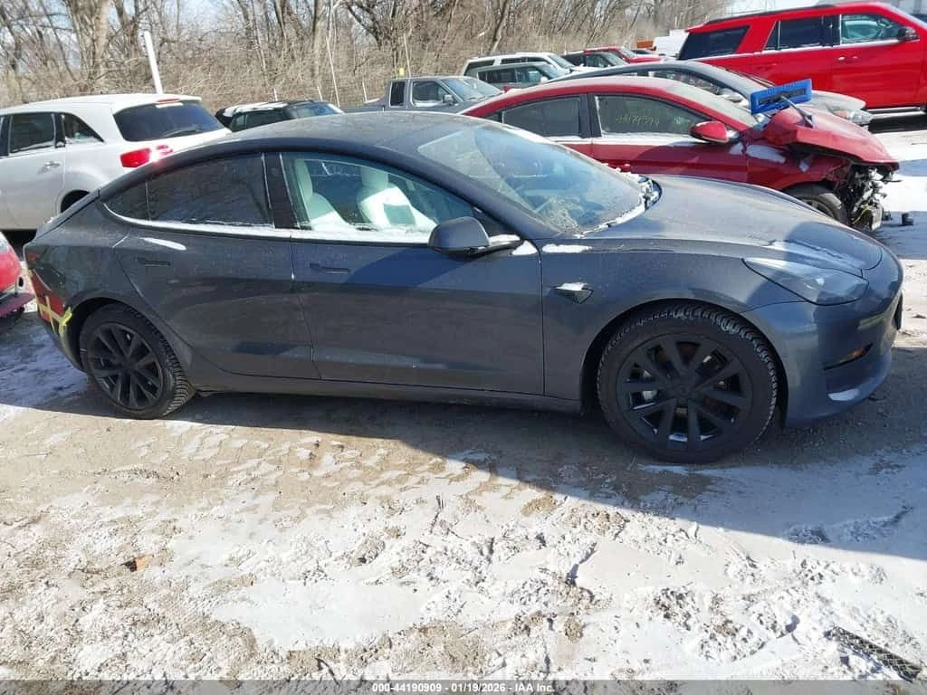 Tesla Model 3 LONG RANGE DUAL MOTOR AWD/CARFAX/ ПАНО/ПОДГРЕВ , снимка 4 - Автомобили и джипове - 53938327