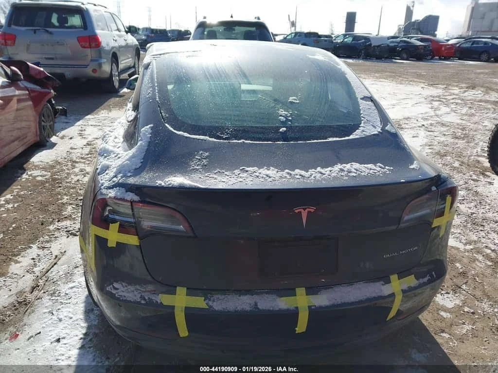 Tesla Model 3 LONG RANGE DUAL MOTOR AWD/CARFAX/ ПАНО/ПОДГРЕВ , снимка 6 - Автомобили и джипове - 53938327