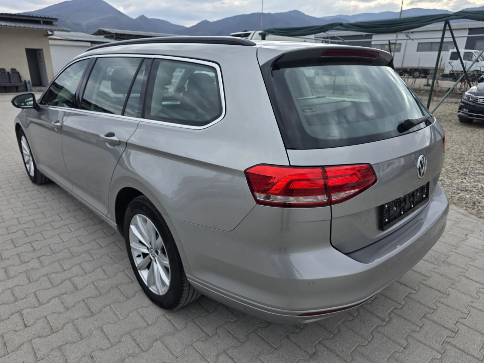 VW Passat 2.0TDi Лизинг, снимка 5 - Автомобили и джипове - 53943288