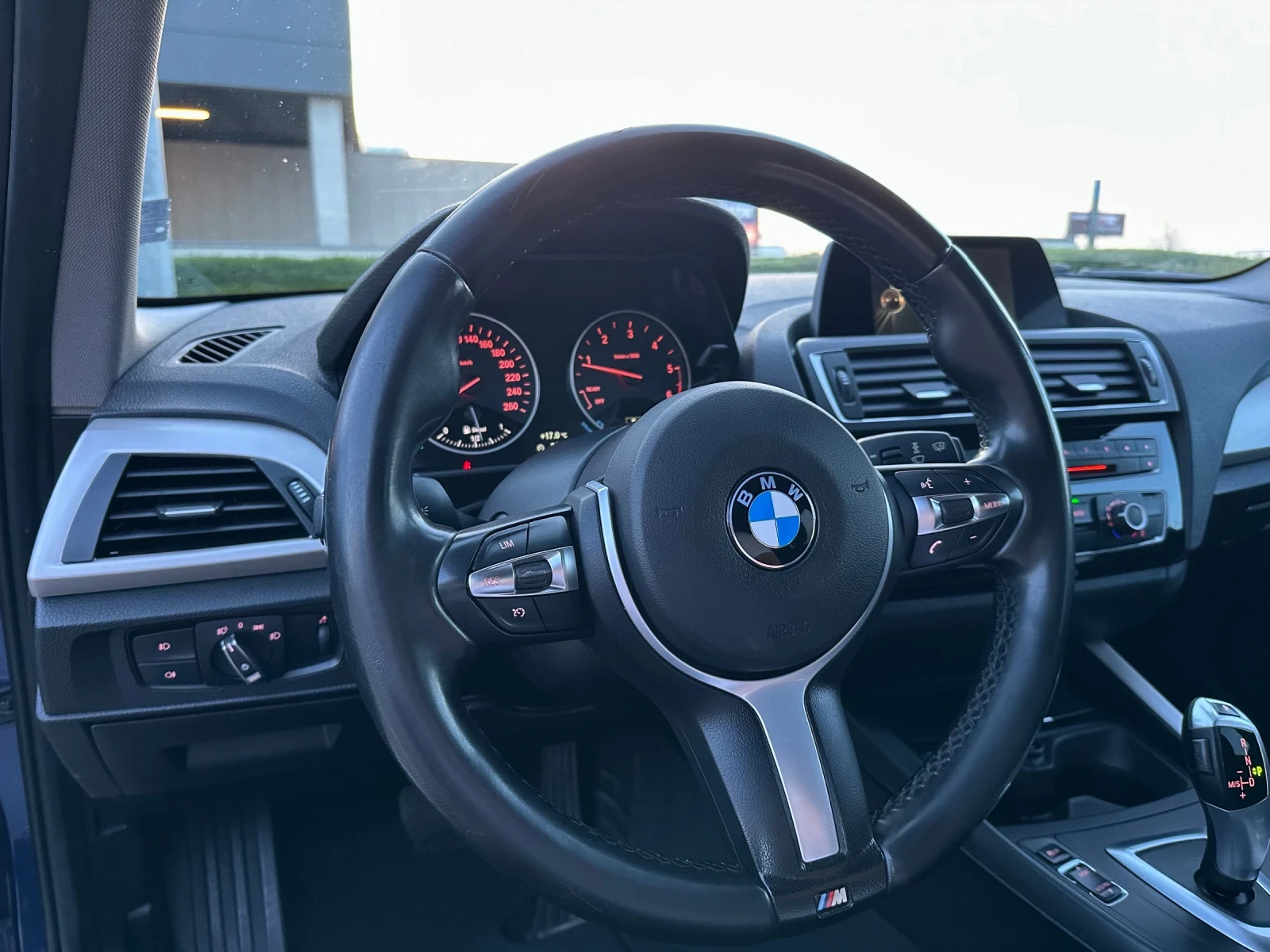 BMW 120 150HP/B47/8ZF/LED/NAVI, снимка 11 - Автомобили и джипове - 54347749