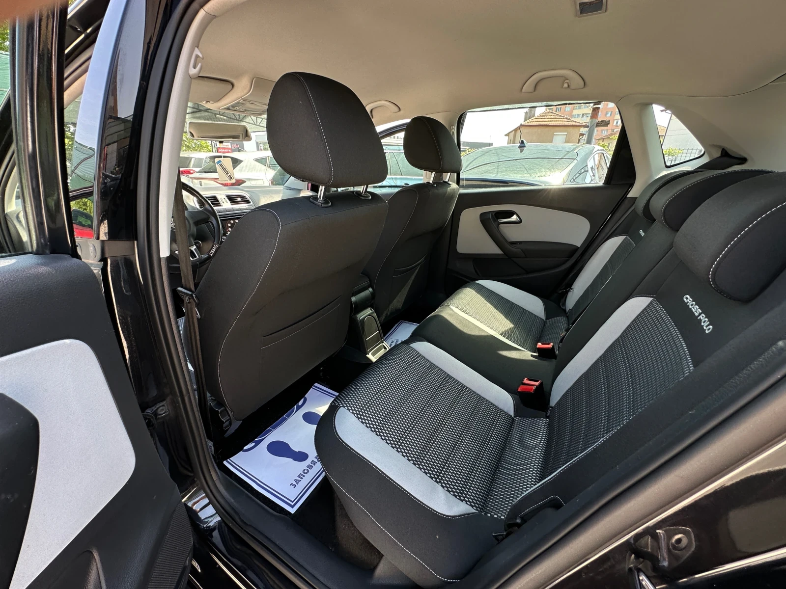 VW Polo Cross* 1.6tdi* 90k.c* , снимка 11 - Автомобили и джипове - 54798160
