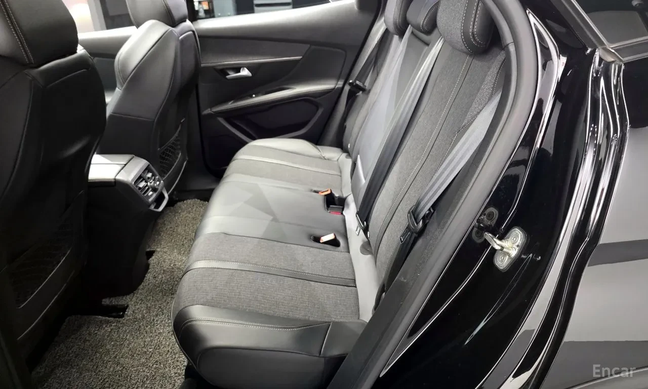 Peugeot 3008 2nd Generation 1.5 BlueHDi, снимка 14 - Автомобили и джипове - 55012666