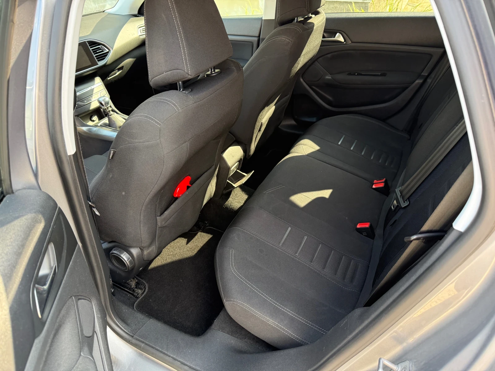 Peugeot 308 1.6 HDI - 120hp, снимка 4 - Автомобили и джипове - 55062338