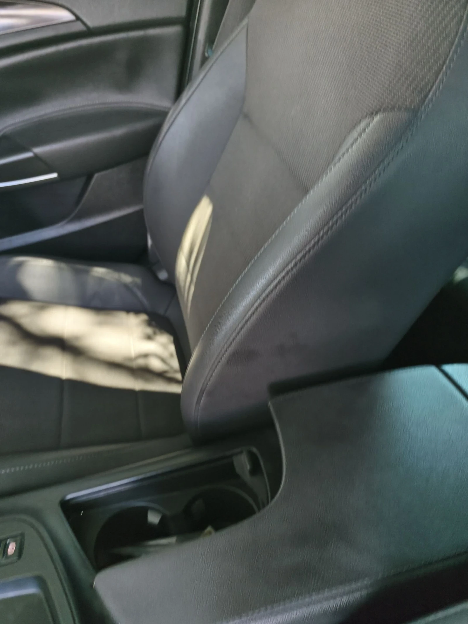 Opel Insignia CDTI, снимка 10 - Автомобили и джипове - 55098190