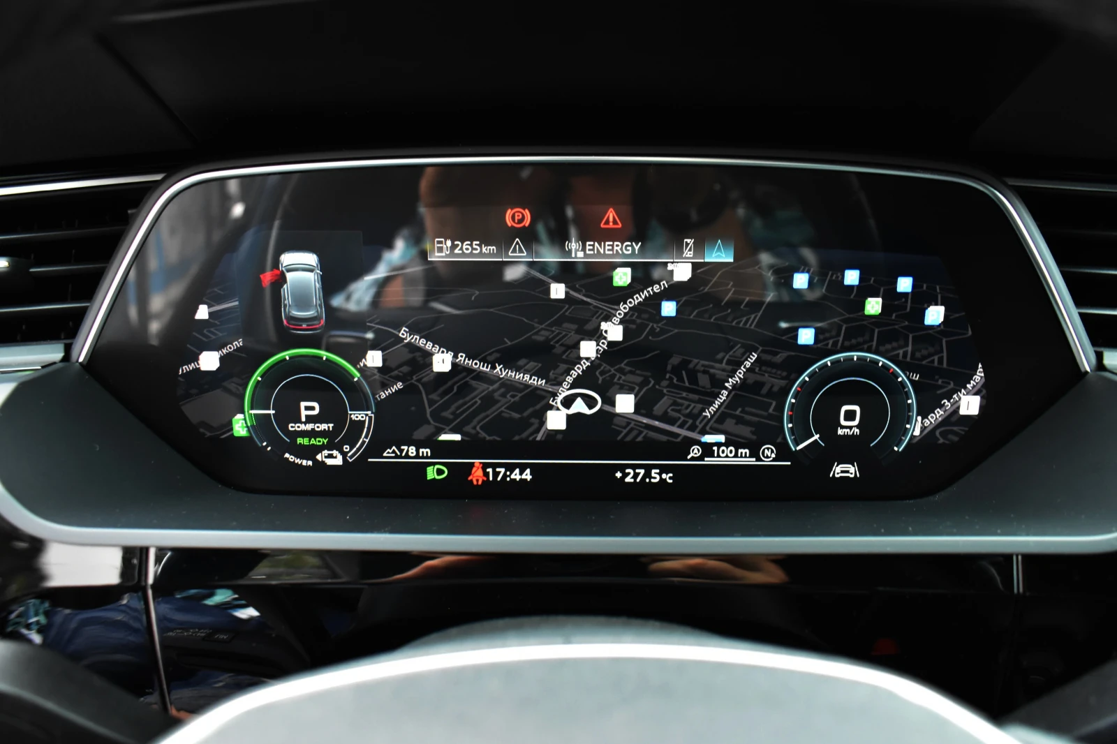 Audi E-Tron SPORTBACK* 50* QUATTRO* VIRTUAL* LINE-ASSIST, снимка 17 - Автомобили и джипове - 55145871