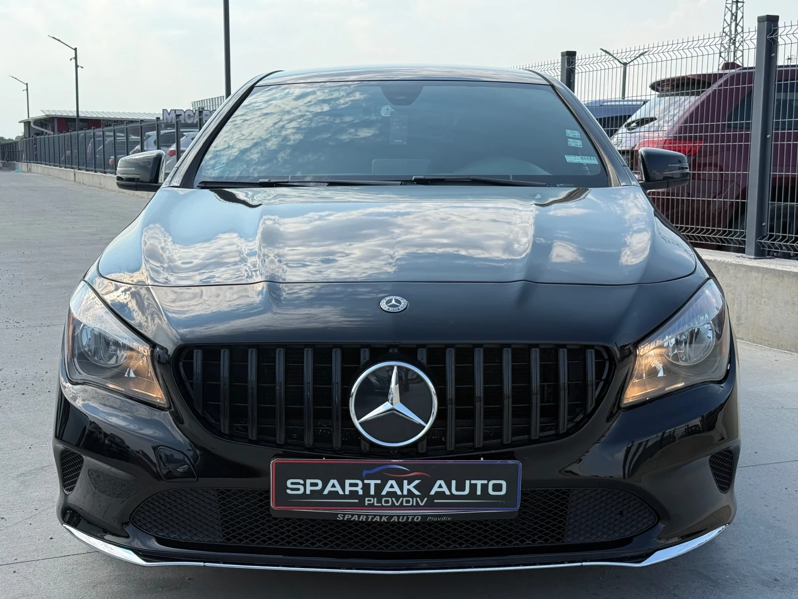 Mercedes-Benz CLA 250 * 2018г* AMG* 122.000КМ* СЕРВИЗНА ИСТОРИЯ* , снимка 2 - Автомобили и джипове - 55778343