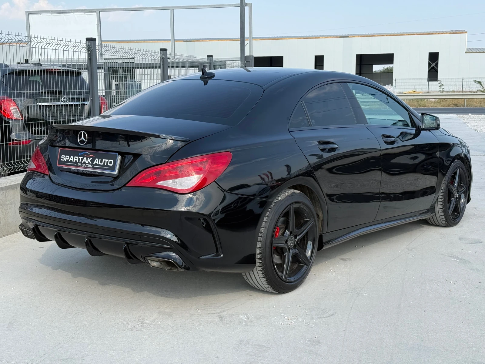Mercedes-Benz CLA 250 * 2018г* AMG* 122.000КМ* СЕРВИЗНА ИСТОРИЯ* , снимка 4 - Автомобили и джипове - 55778343