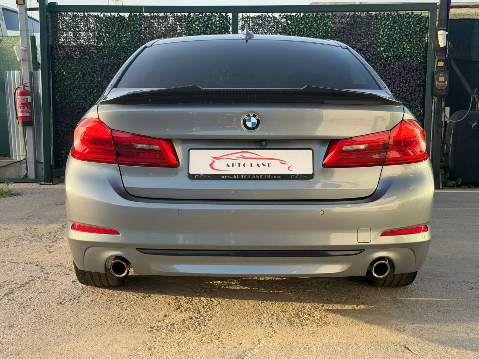 BMW 530 SPORTLINE/4Х4/360CAM/LED/NAVI/PANO/СОБСТВЕН ЛИЗИНГ, снимка 5 - Автомобили и джипове - 55848601