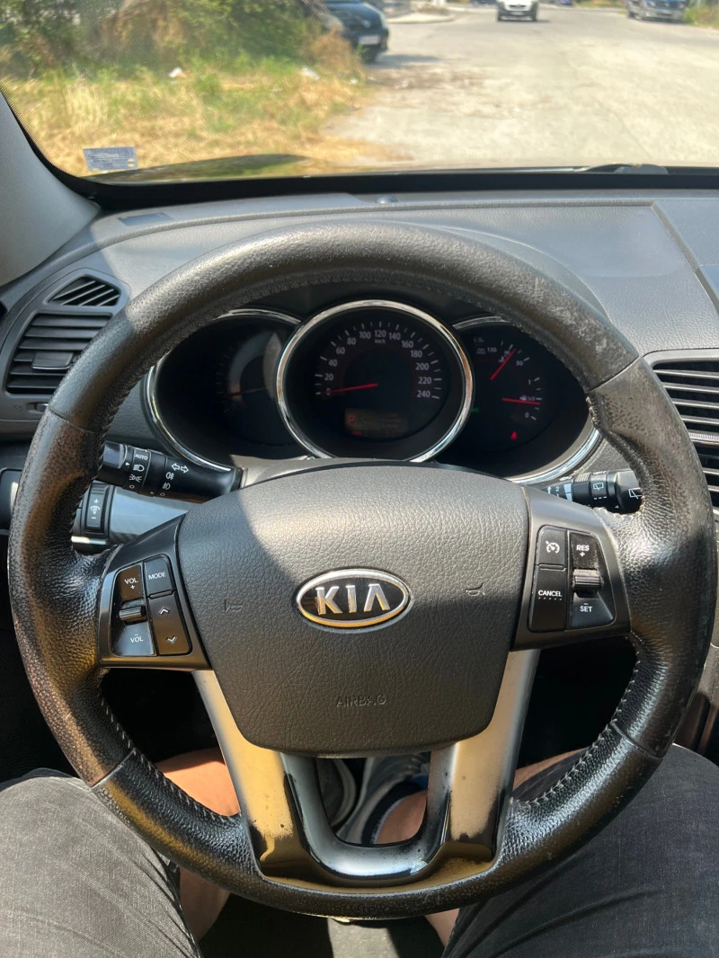 Kia Sorento, снимка 9 - Автомобили и джипове - 42122190