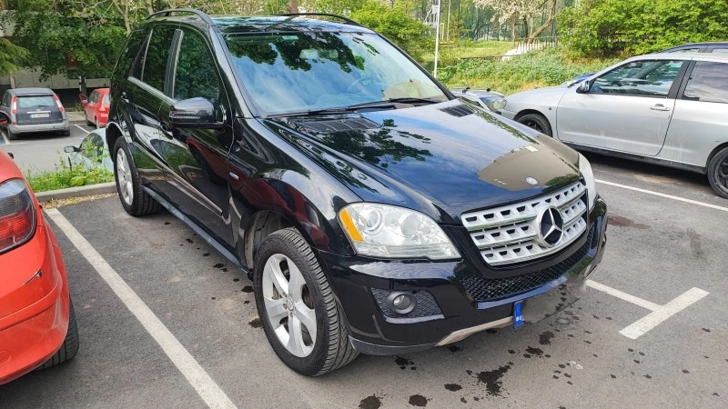 Mercedes-Benz ML 350 Bluetec, снимка 1 - Автомобили и джипове - 49580364