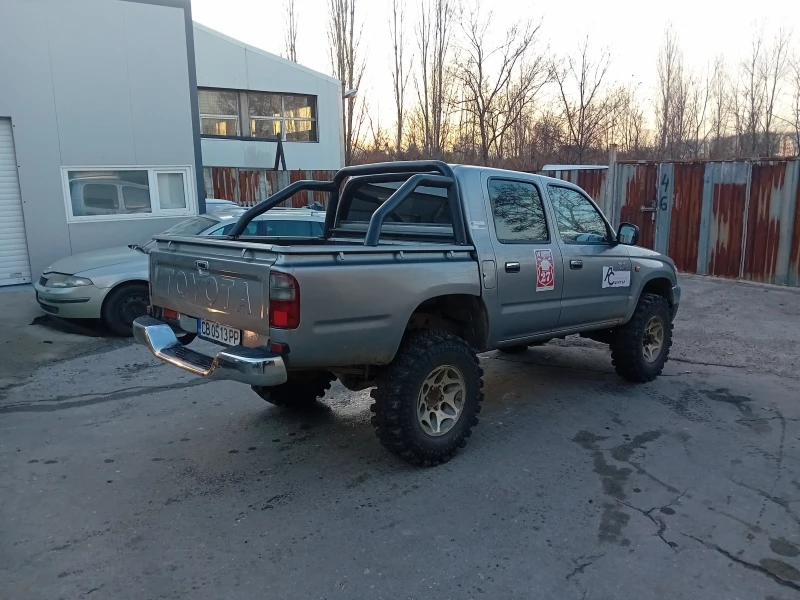 Toyota Hilux, снимка 4 - Автомобили и джипове - 48144254