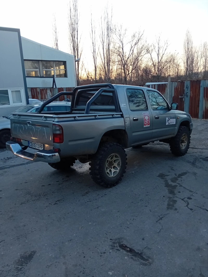 Toyota Hilux, снимка 2 - Автомобили и джипове - 48144254