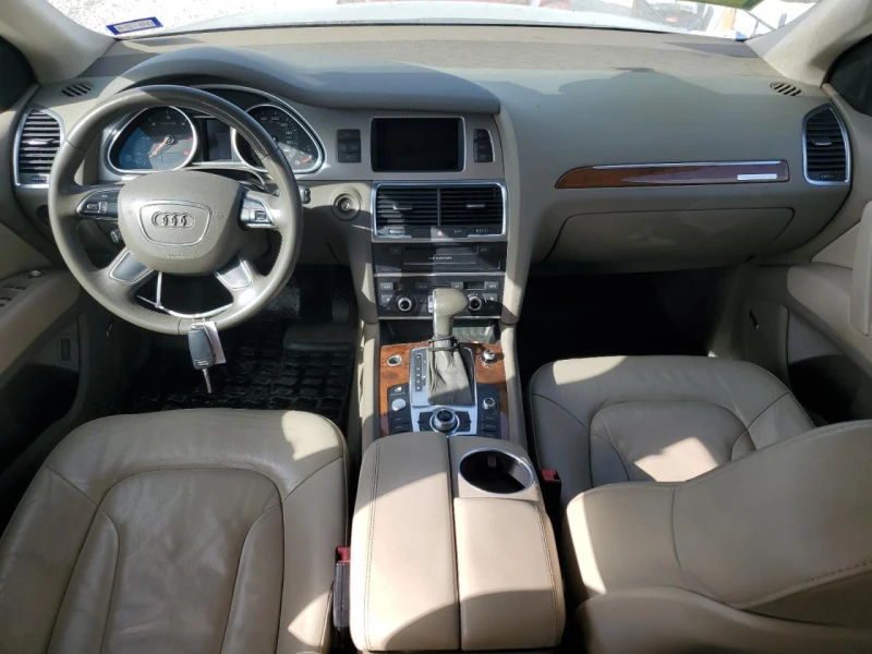 Audi Q7 TDI* PREM.PLUS* PANO* BOSE* ПОДГРЕВ* ОБДУХ, снимка 8 - Автомобили и джипове - 48384269