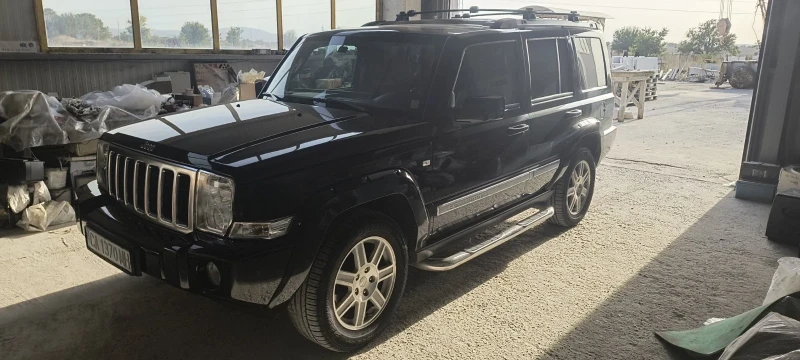 Jeep Commander 3.0 crd Overland, снимка 2 - Автомобили и джипове - 48844396