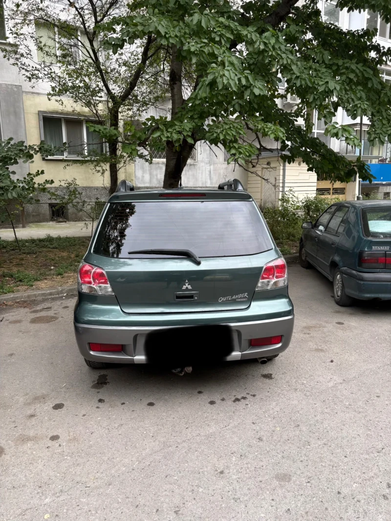 Mitsubishi Outlander, снимка 3 - Автомобили и джипове - 52447940