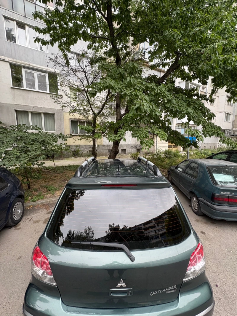 Mitsubishi Outlander, снимка 4 - Автомобили и джипове - 52447940