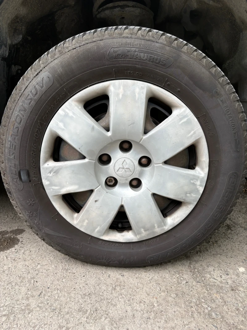 Mitsubishi Outlander, снимка 6 - Автомобили и джипове - 52447940