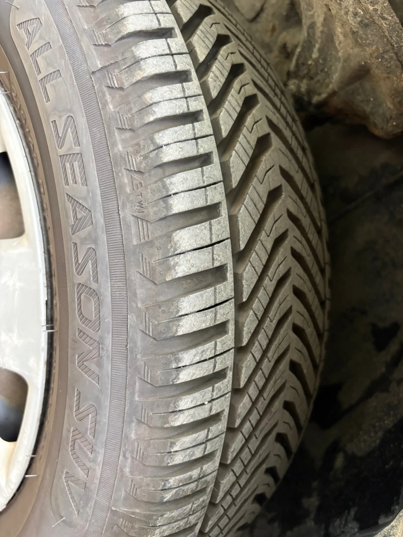 Mitsubishi Outlander, снимка 7 - Автомобили и джипове - 52447940