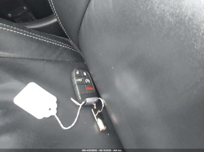 Jeep Grand cherokee 3.6l Limited 4X4, снимка 11 - Автомобили и джипове - 53324254