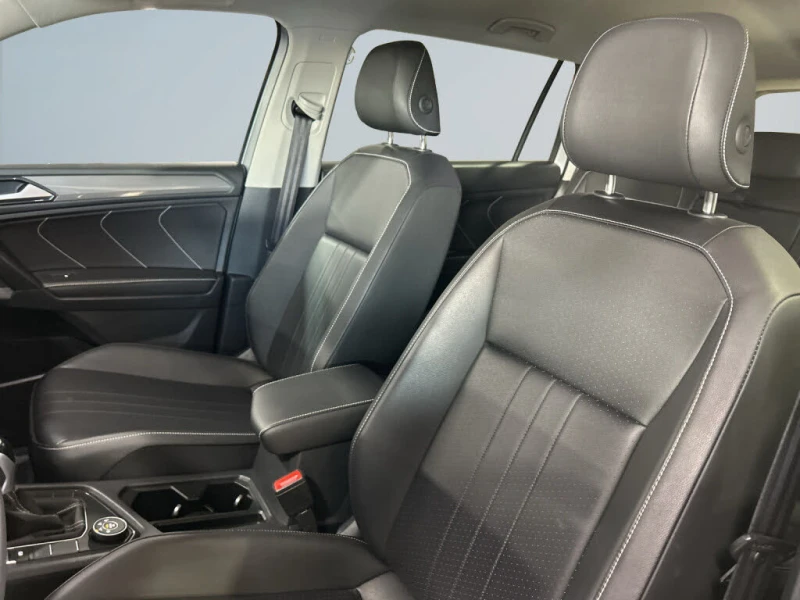 VW Tiguan TIGUAN SE 4MOTION, снимка 11 - Автомобили и джипове - 53506143