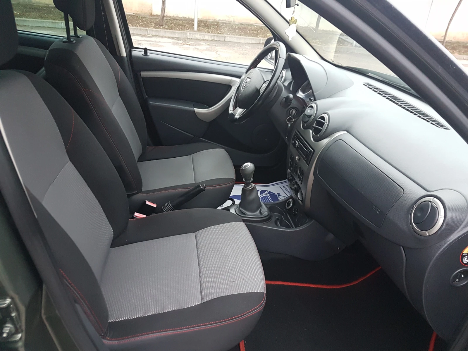 Dacia Duster 1.5 DCI 4×4 | Mobile.bg   16