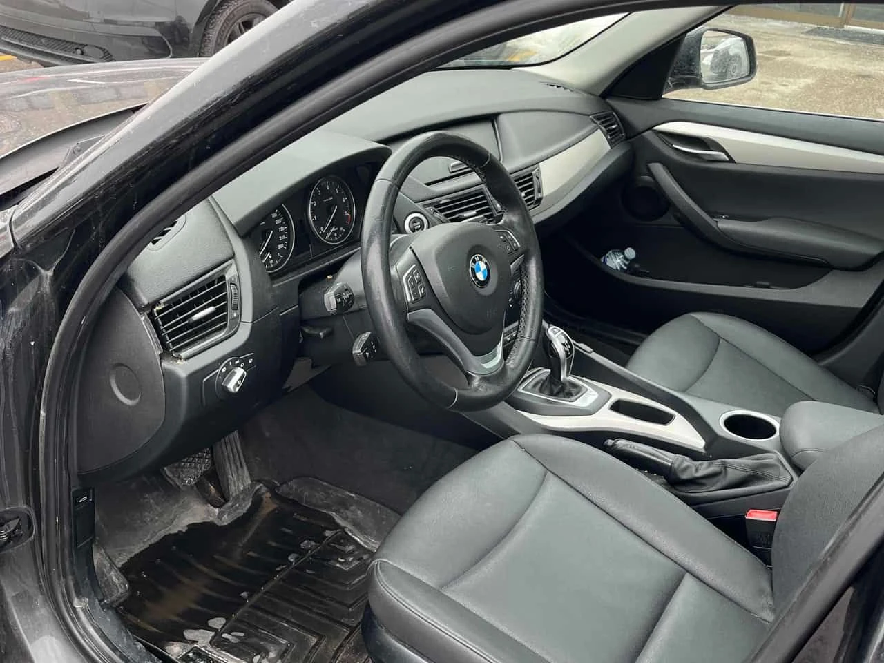 BMW X1 xDrive28i/CARFAX/ПАНОРАМА/ПОДГРЕВИ, снимка 8 - Автомобили и джипове - 53740447