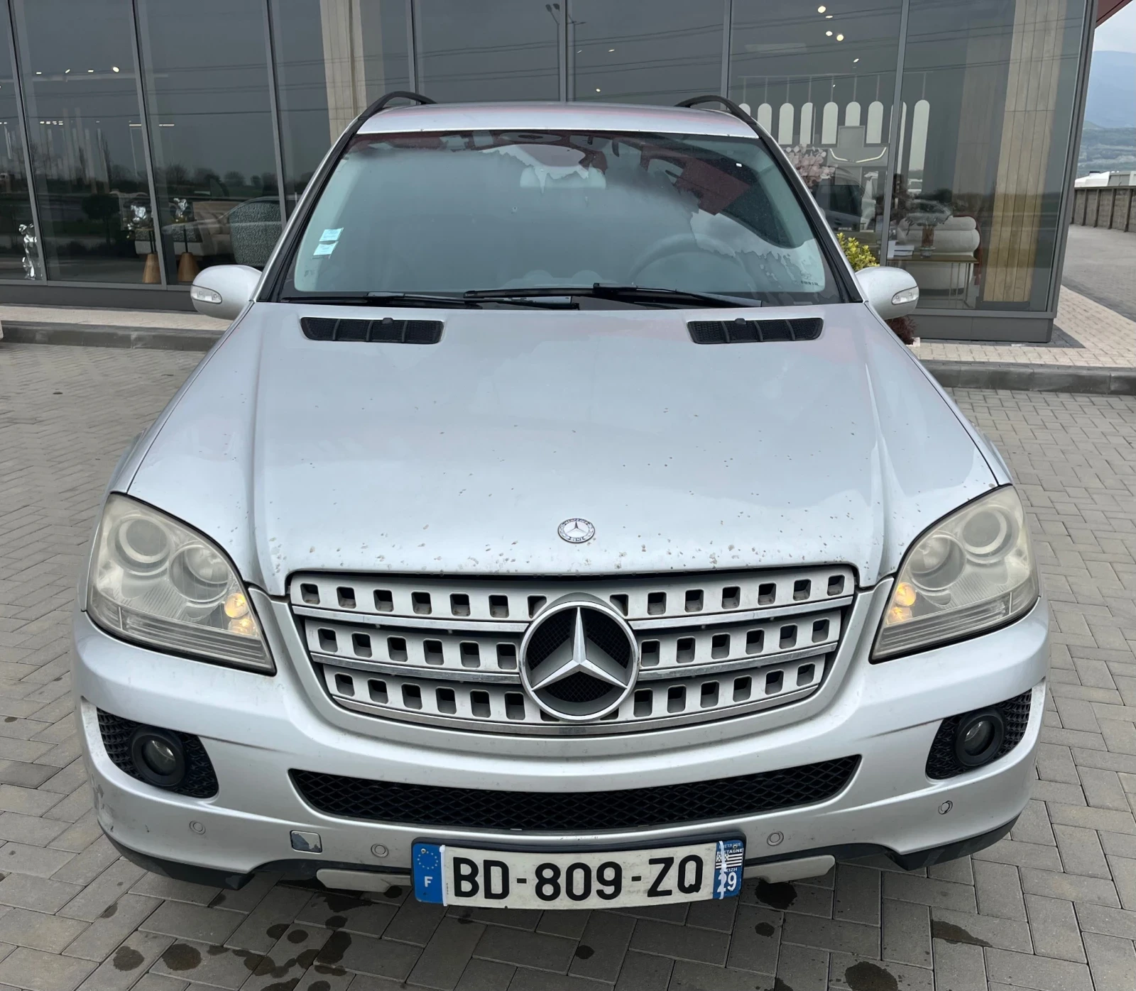 Mercedes-Benz ML 320, снимка 2 - Автомобили и джипове - 54221105