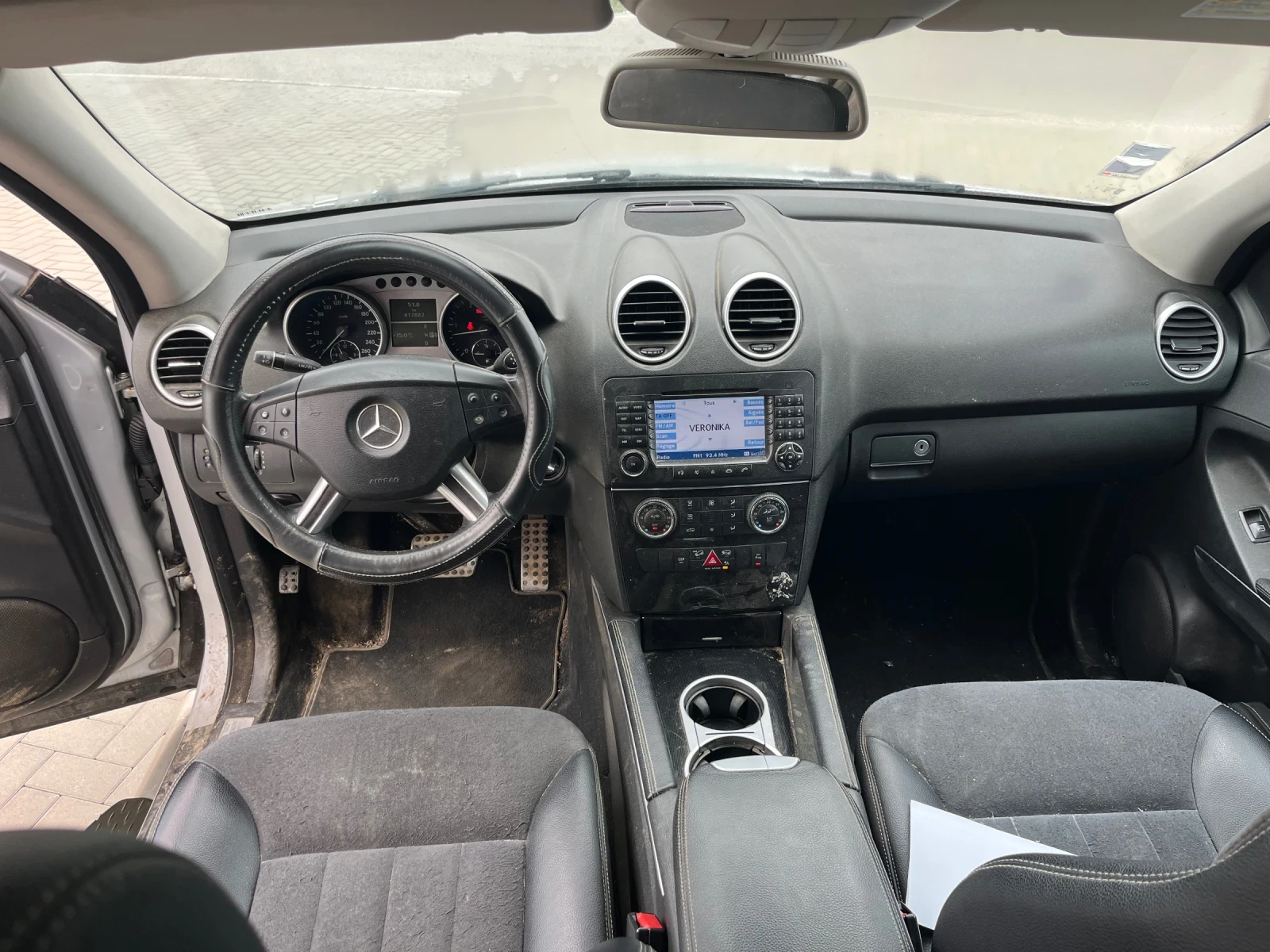 Mercedes-Benz ML 320, снимка 9 - Автомобили и джипове - 54221105