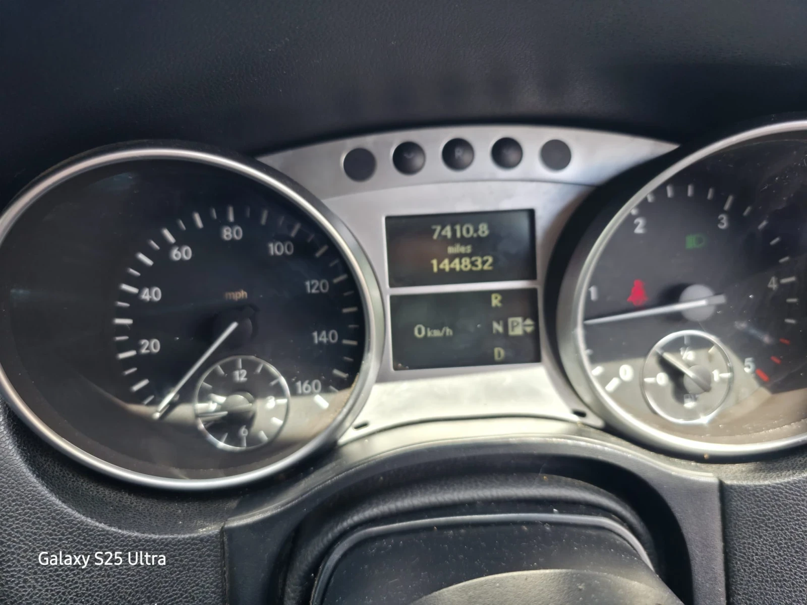 Mercedes-Benz ML 350 CDi, снимка 10 - Автомобили и джипове - 54325900