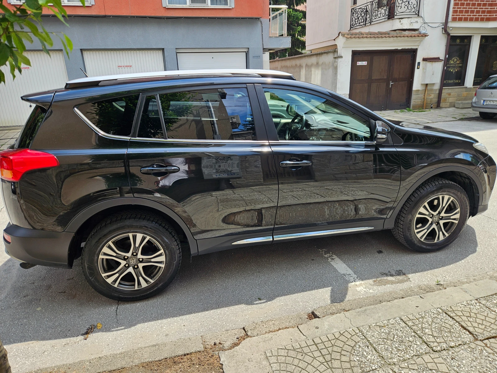 Toyota Rav4 Edition S 2.2 D-4D 150hp 4x4 , снимка 8 - Автомобили и джипове - 54662005
