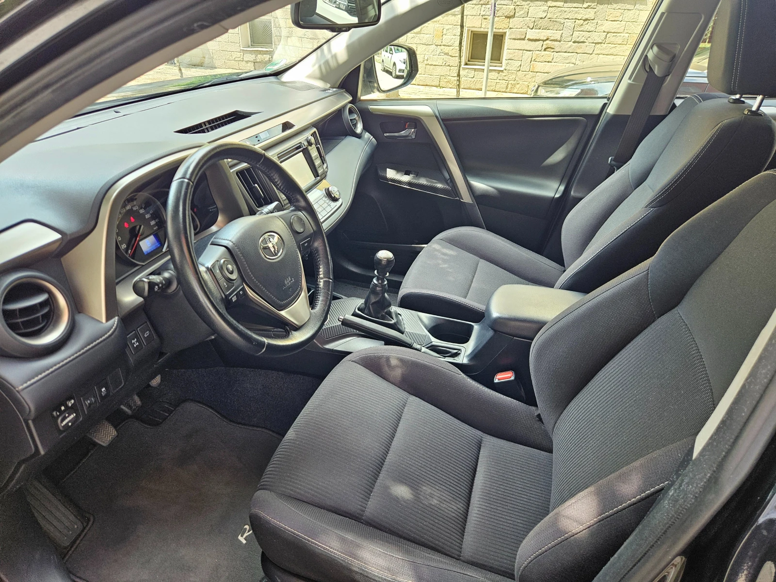 Toyota Rav4 Edition S 2.2 D-4D 150hp 4x4 , снимка 9 - Автомобили и джипове - 54662005