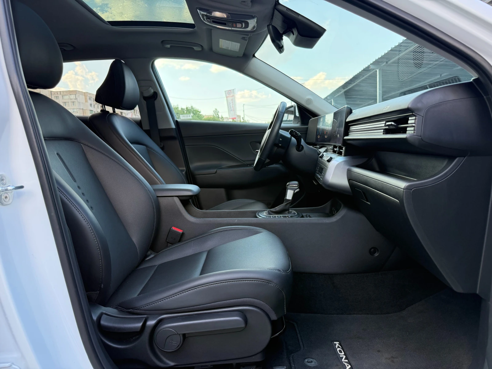 Hyundai Kona SEL, 2.0 MPI, AWD, снимка 8 - Автомобили и джипове - 55097215